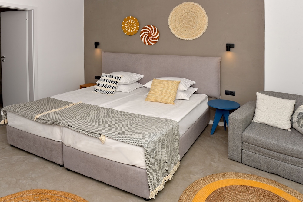 Hotel Excelsior — Hotel rooms in Golden Sands, Varna Region