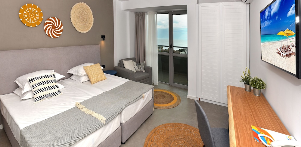 Hotel Excelsior — Hotel rooms in Golden Sands, Varna Region