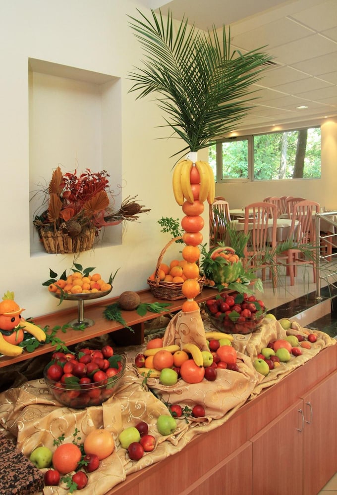 Hotel Excelsior — Restaurant & bars in Golden Sands, Varna Region