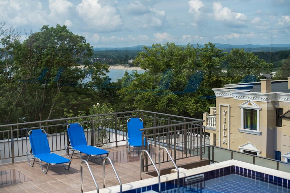 Hotel Cinema — Swimming pool in Primorsko, Burgas Region