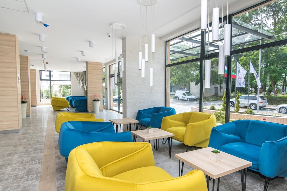 Hotel Cinema — Restaurant & bars in Primorsko, Burgas Region