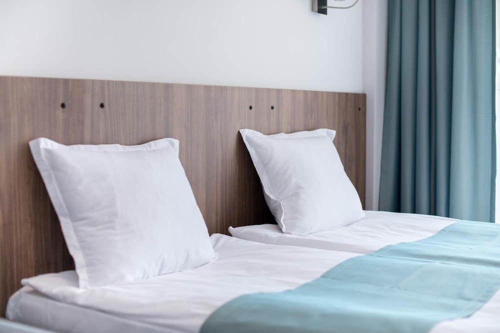 Hotel Cinema — Hotel rooms in Primorsko, Burgas Region