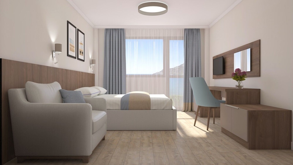 Hotel Cinema — Hotel rooms in Primorsko, Burgas Region
