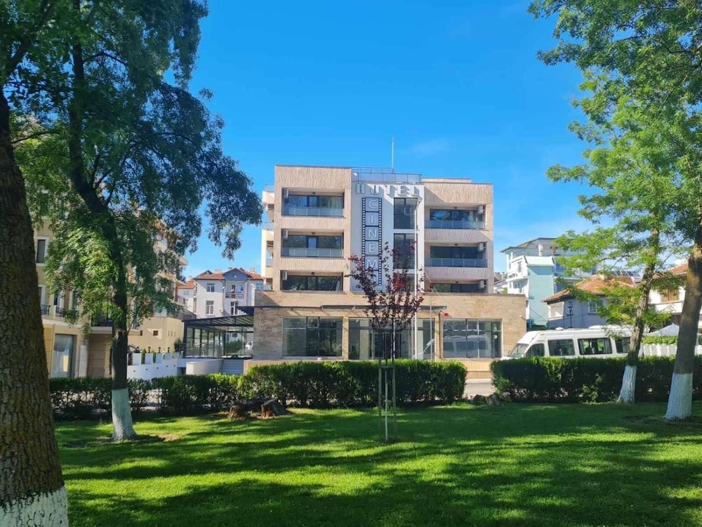 Hotel Cinema — Hotel building in Primorsko, Burgas Region