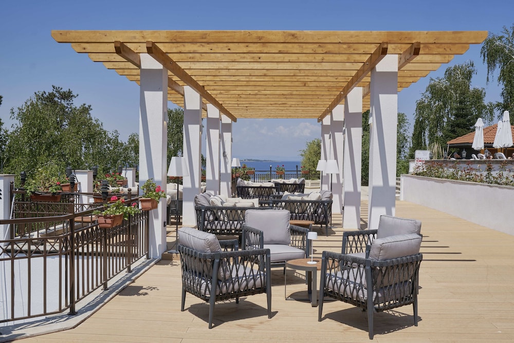 Viva Mare Beach Hotel — Restaurant & bars in Sozopol, Burgas Region