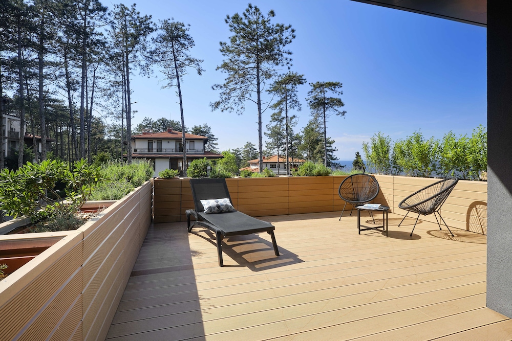 Viva Mare Beach Hotel — Hotel building in Sozopol, Burgas Region