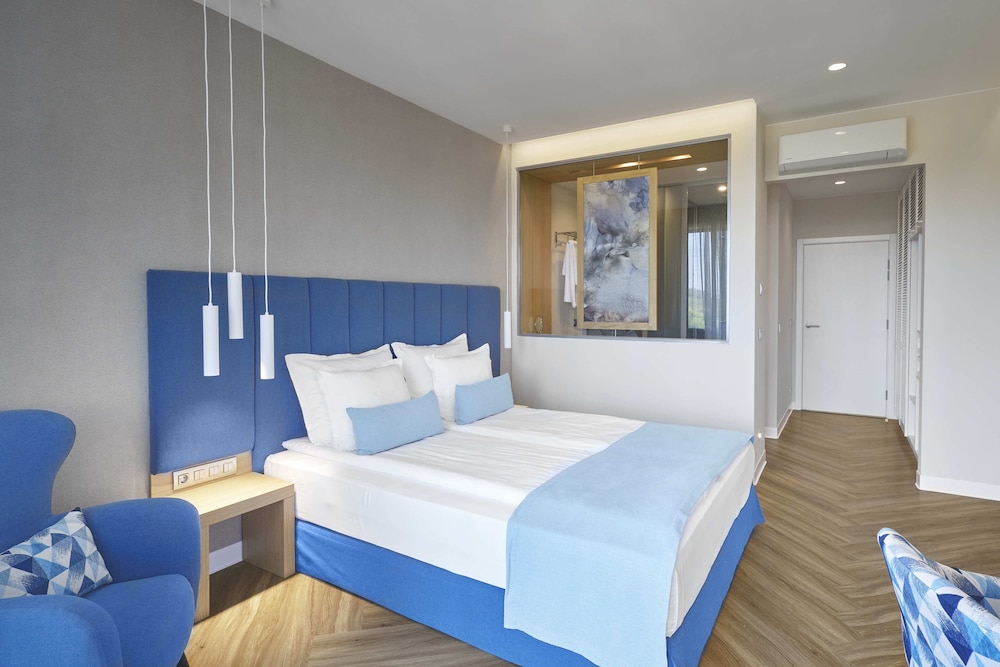 Viva Mare Beach Hotel — Hotel rooms in Sozopol, Burgas Region
