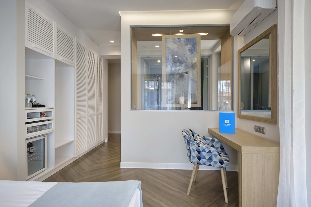 Viva Mare Beach Hotel — Hotel rooms in Sozopol, Burgas Region