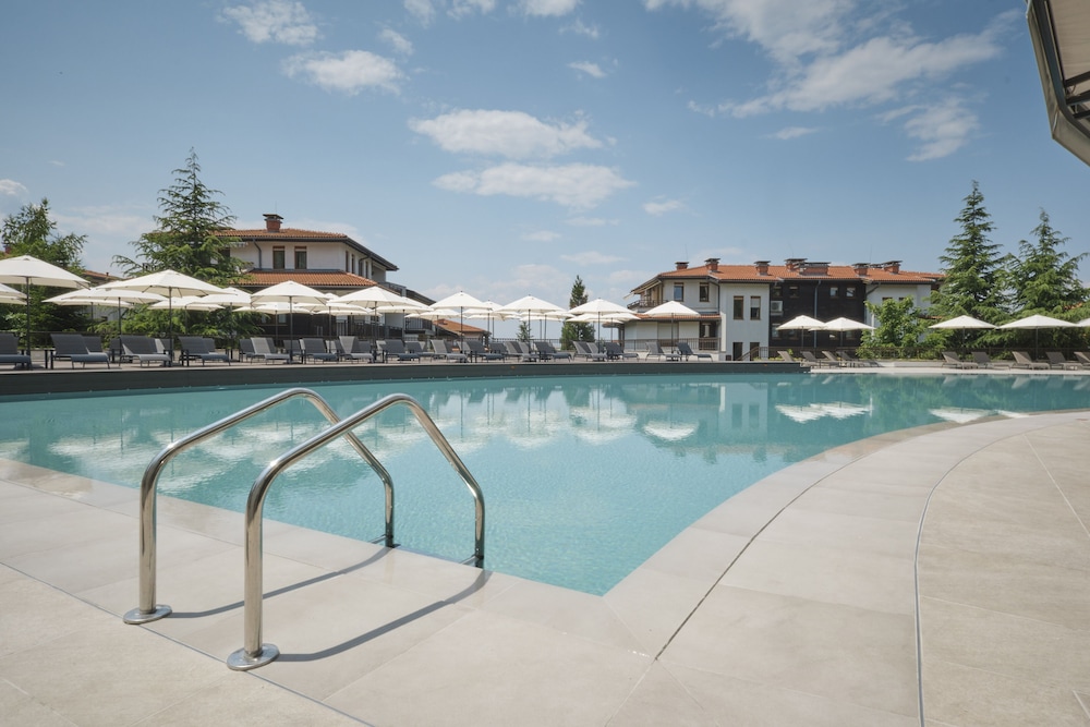 Viva Mare Beach Hotel — Swimming pool in Sozopol, Burgas Region