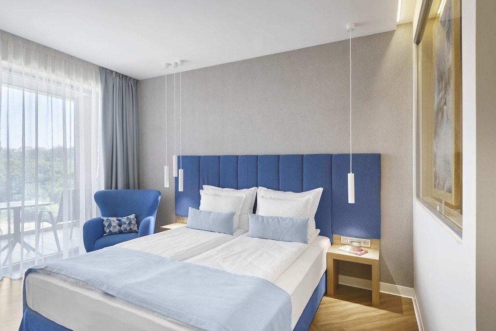 Viva Mare Beach Hotel — Hotel rooms in Sozopol, Burgas Region