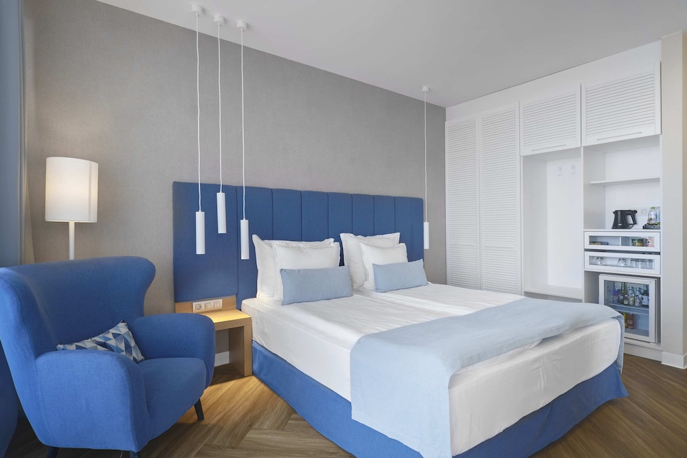 Viva Mare Beach Hotel — Hotel rooms in Sozopol, Burgas Region