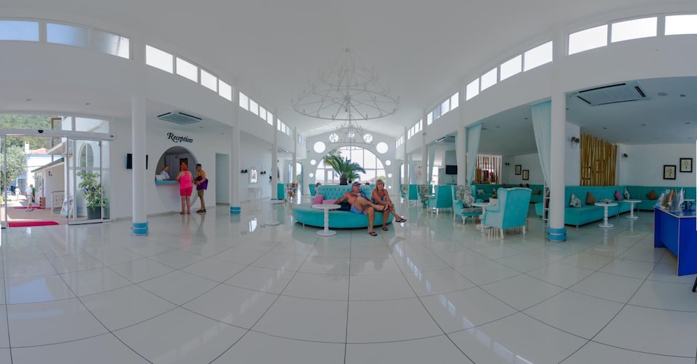 Karbel Hotel - All Inclusive — Hotel building in Fethiye, Mugla