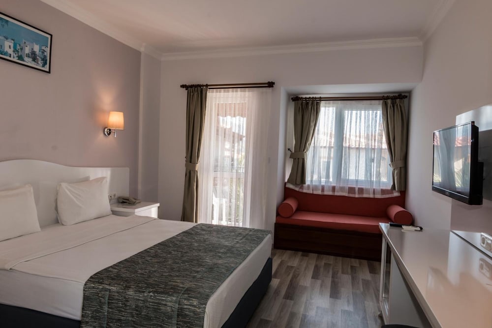 Karbel Hotel - All Inclusive — Hotel rooms in Fethiye, Mugla