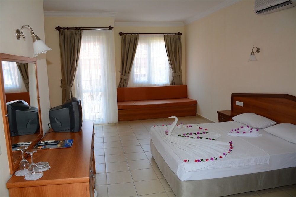 Karbel Hotel - All Inclusive — Hotel rooms in Fethiye, Mugla