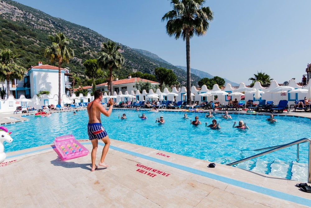 Karbel Hotel - All Inclusive — Swimming pool in Fethiye, Mugla