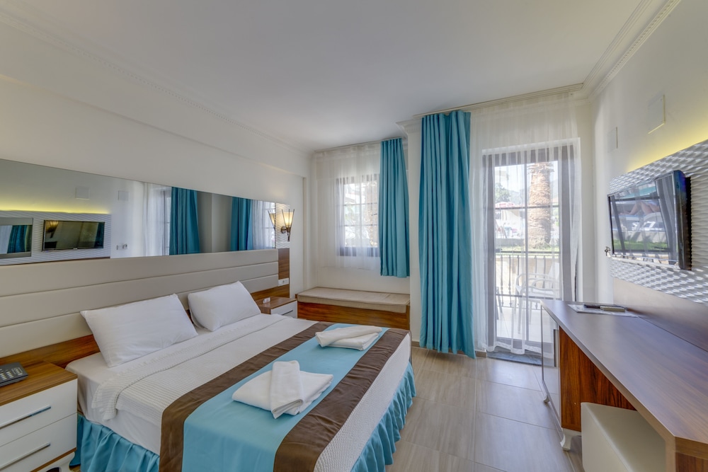 Marcan Beach — Hotel rooms in Ölüdeniz, Mugla