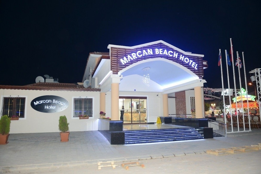 Marcan Beach — Hotel building in Ölüdeniz, Mugla