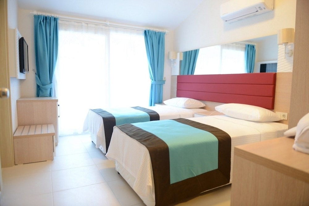 Marcan Beach — Hotel rooms in Ölüdeniz, Mugla