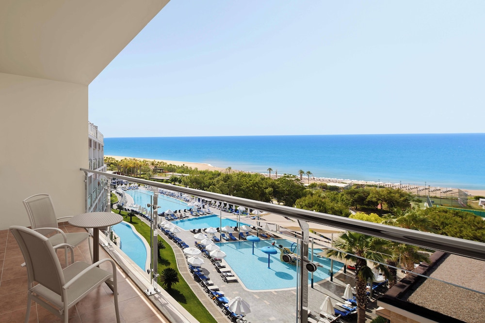 Akra Sorgun Tui Blue Sensatori - All Inclusive — Swimming pool in Side