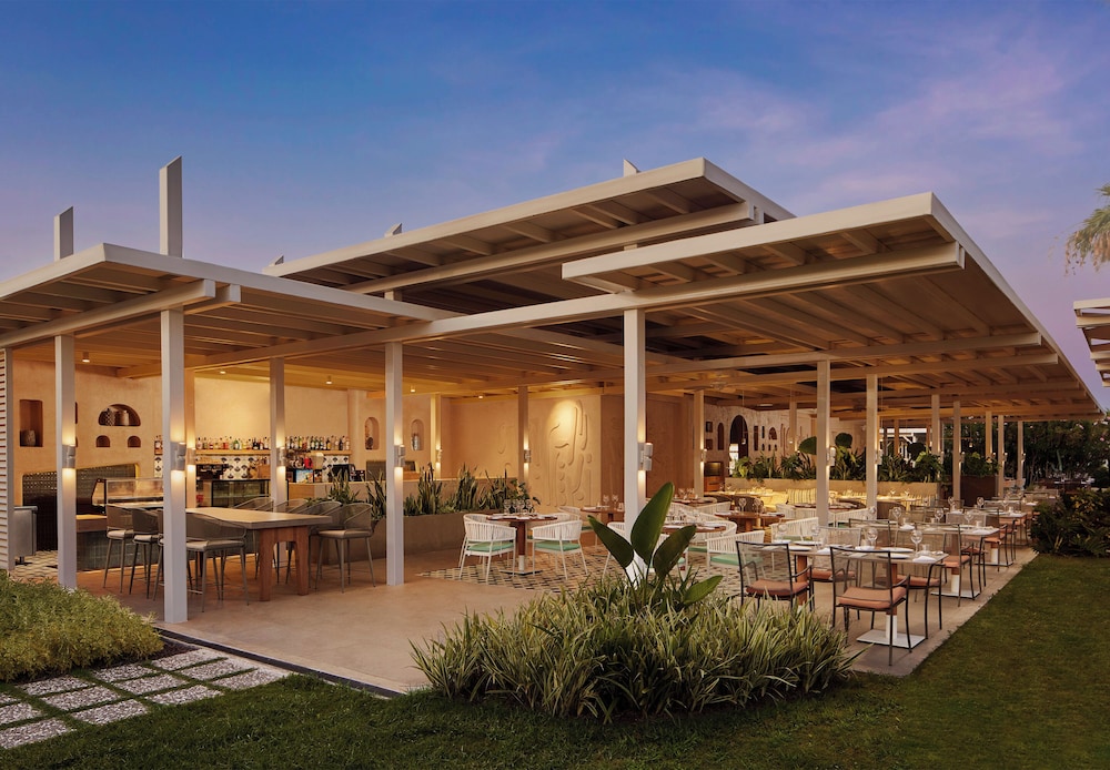 Akra Sorgun Tui Blue Sensatori - All Inclusive — Restaurant & bars in Side