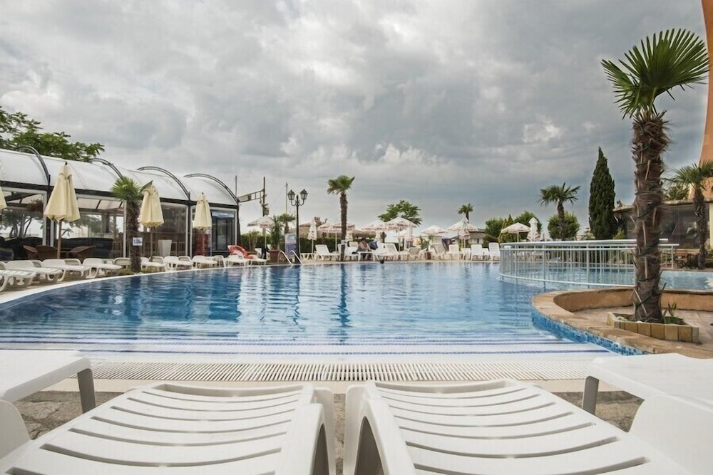 Hotel Zenith — Swimming pool in Sunny Beach, Burgas Region