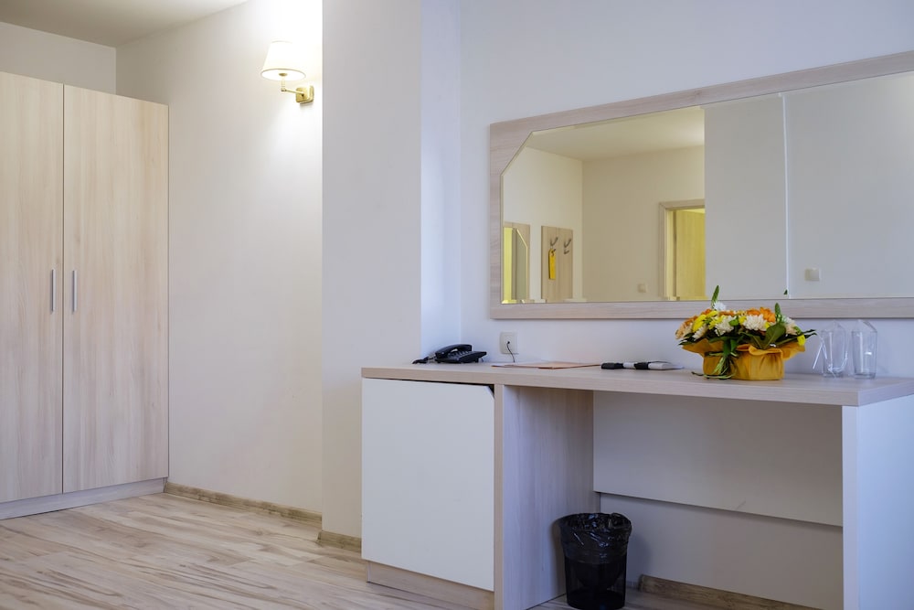Garden Nevis - All Inclusive — Hotel rooms in Sunny Beach, Burgas Region
