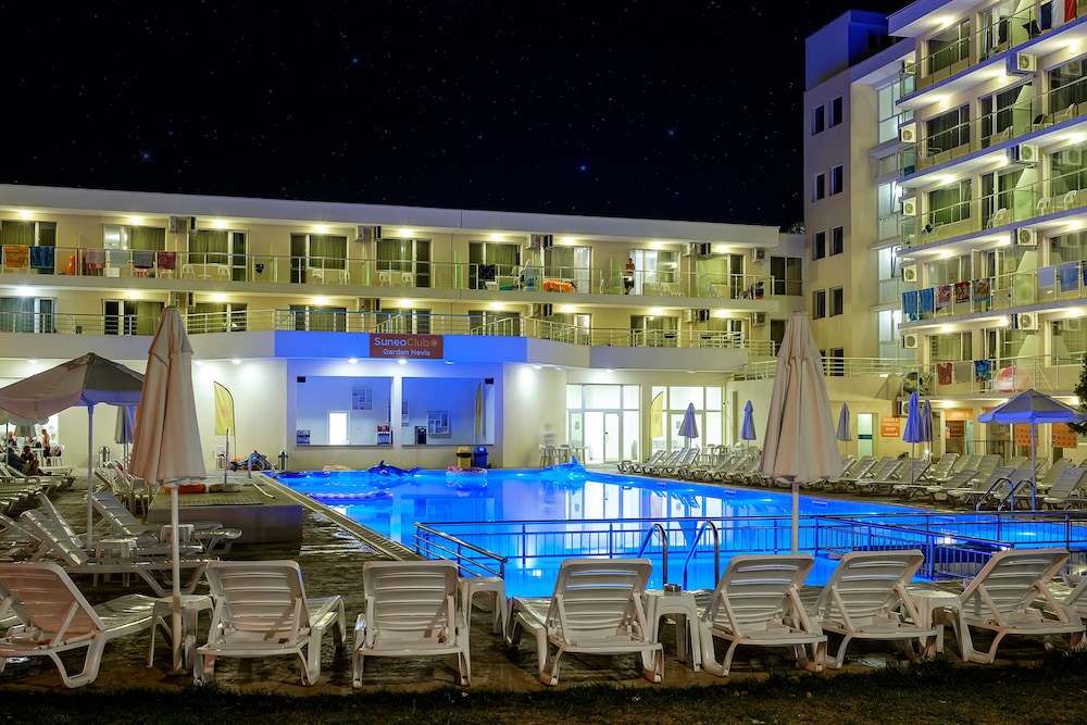 Garden Nevis - All Inclusive — Swimming pool in Sunny Beach, Burgas Region