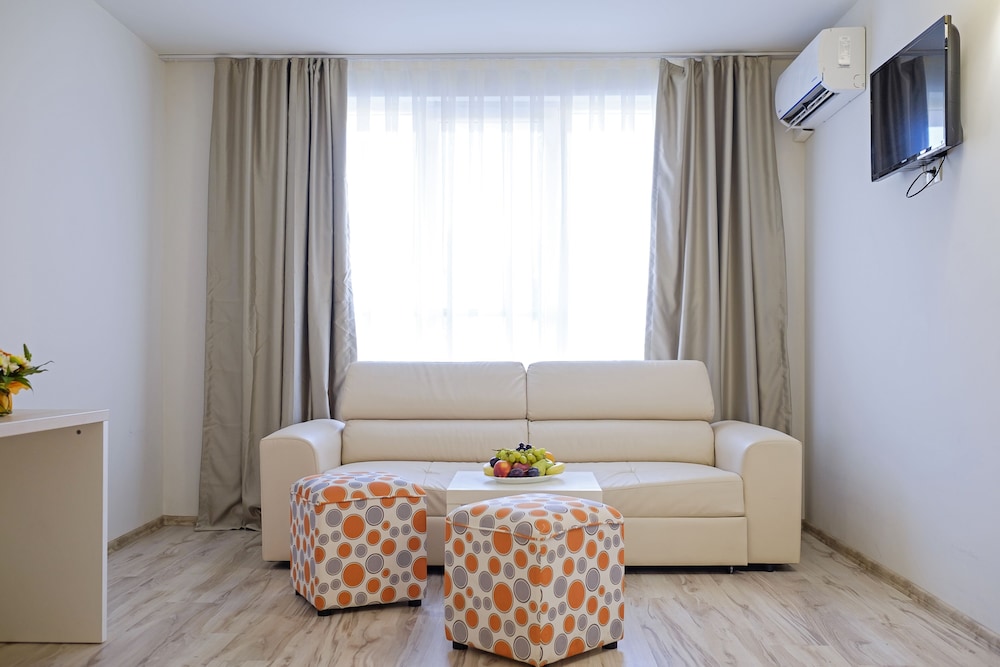 Garden Nevis - All Inclusive — Hotel rooms in Sunny Beach, Burgas Region
