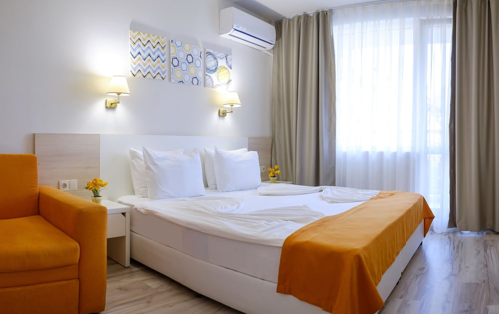 Garden Nevis - All Inclusive — Hotel rooms in Sunny Beach, Burgas Region