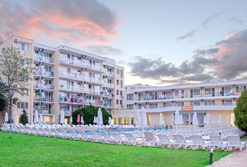 Garden Nevis - All Inclusive — Hotel building in Sunny Beach, Burgas Region