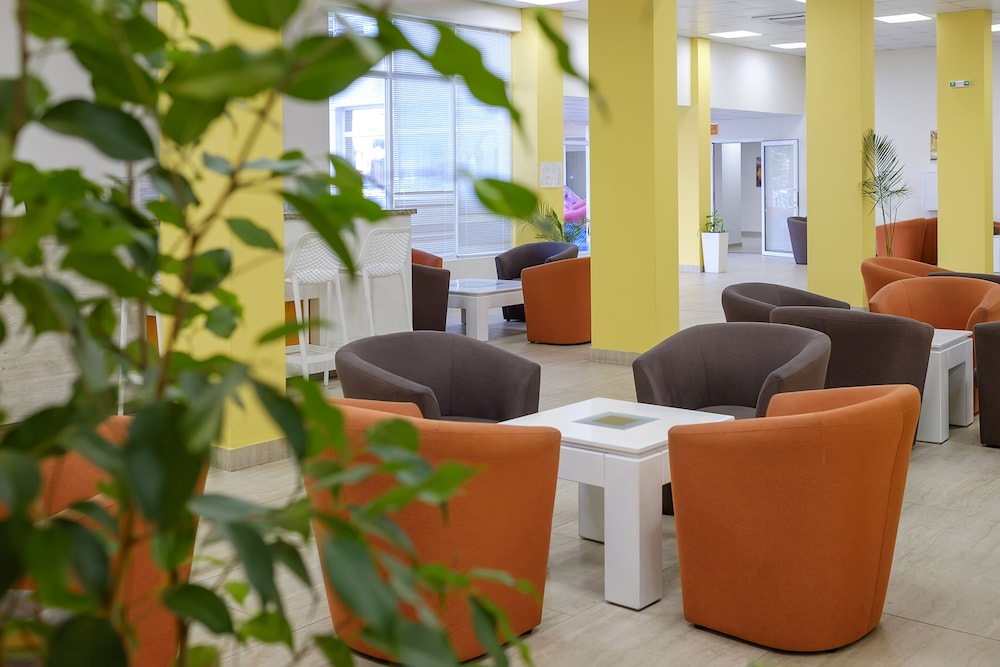 Garden Nevis - All Inclusive — Hotel building in Sunny Beach, Burgas Region