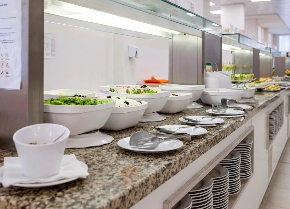 Garden Nevis - All Inclusive — Restaurant & bars in Sunny Beach, Burgas Region