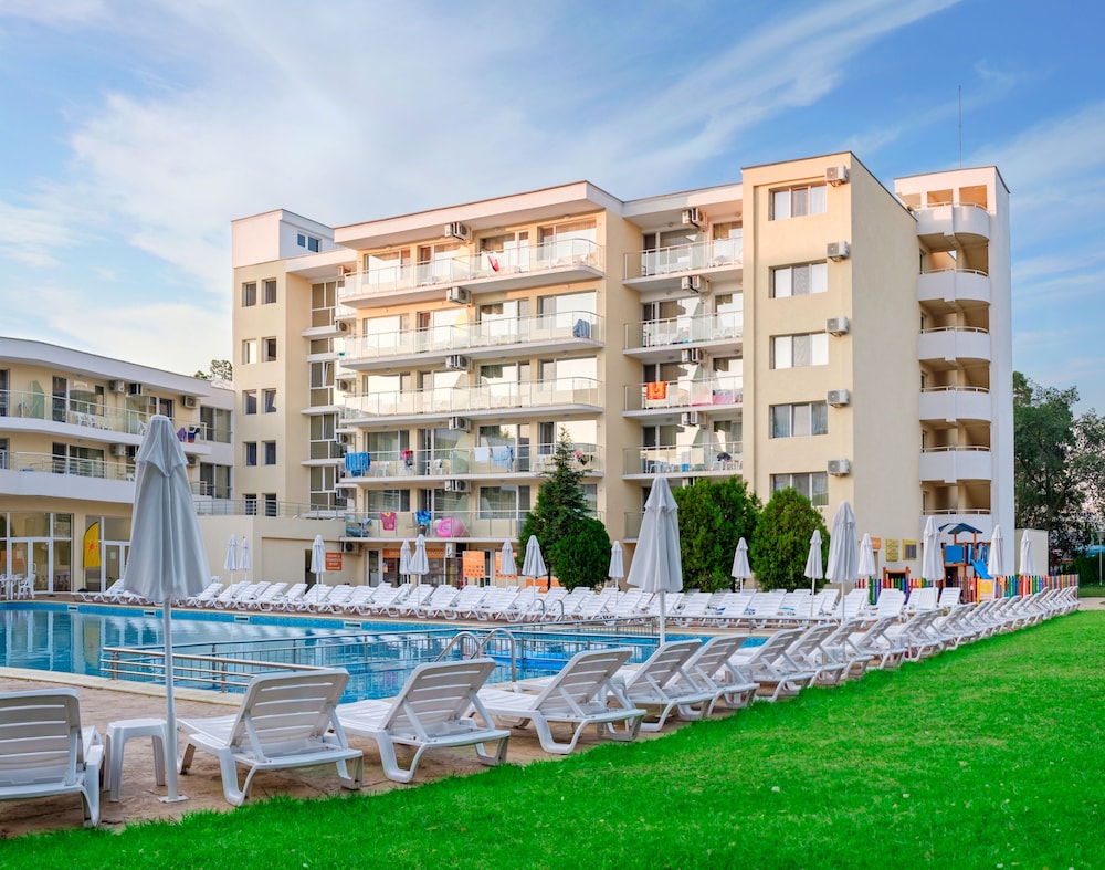 Garden Nevis - All Inclusive — Main photo in Sunny Beach, Burgas Region