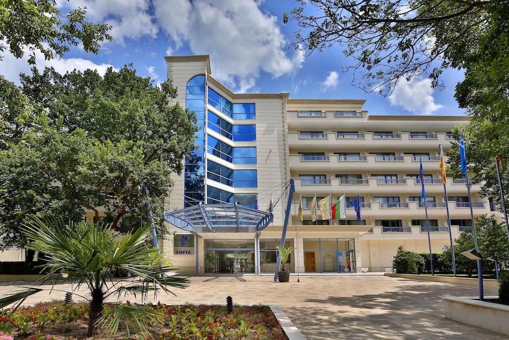Hotel Sofia - All Inclusive — Hotel building in Golden Sands, Varna Region