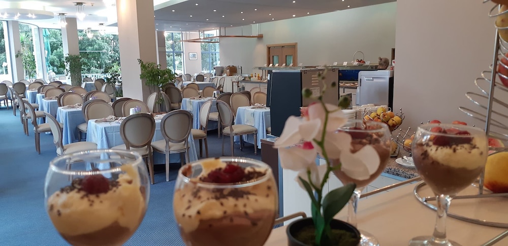 Hotel Sofia - All Inclusive — Restaurant & bars in Golden Sands, Varna Region
