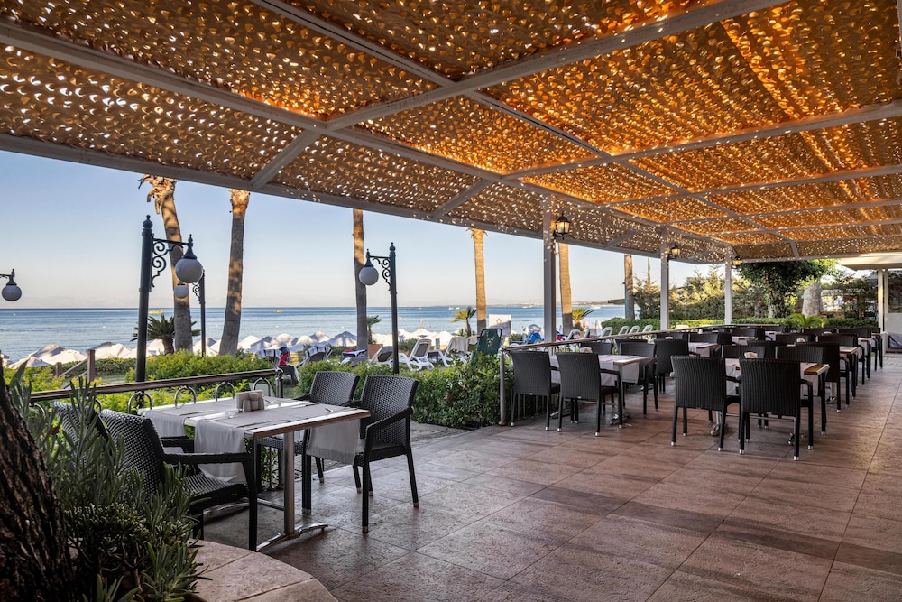 Side Star Park - All Inclusive — Restaurant & bars in Side