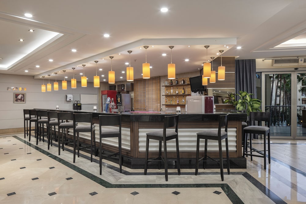 Side Star Park - All Inclusive — Restaurant & bars in Side