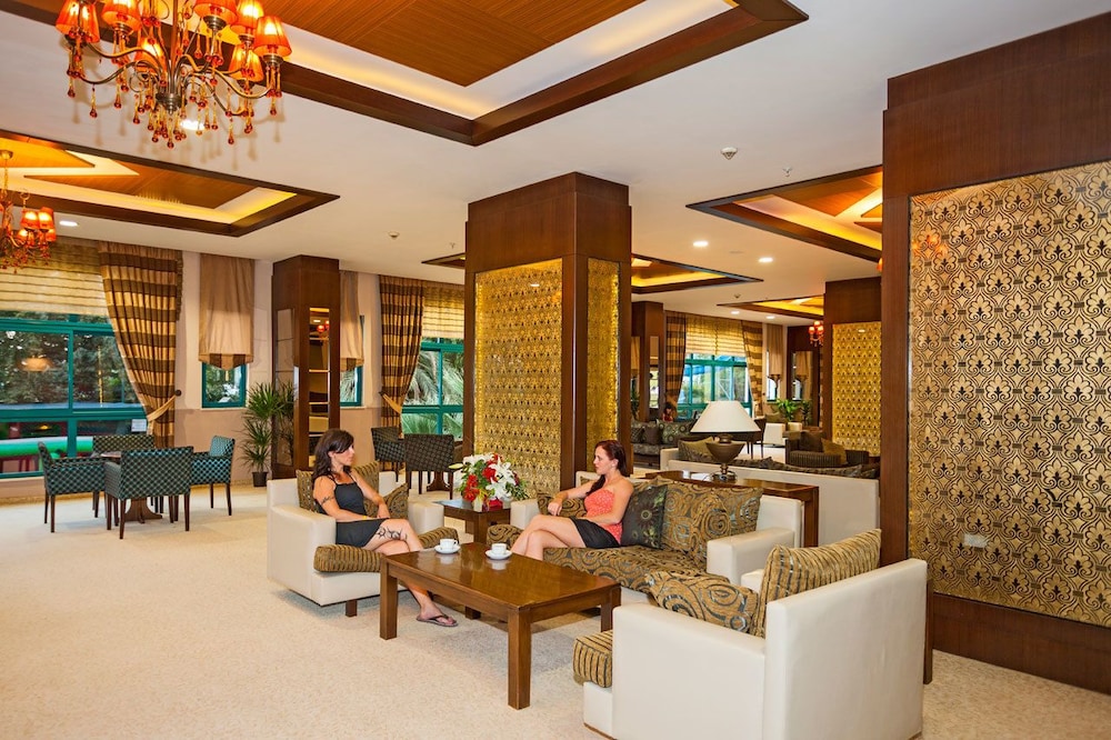 Dosi Hotel - All Inclusive — Hotel building in Side