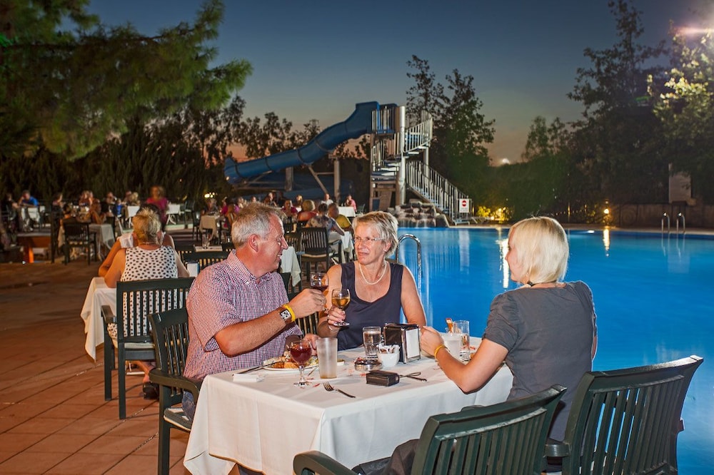 Dosi Hotel - All Inclusive — Restaurant & bars in Side