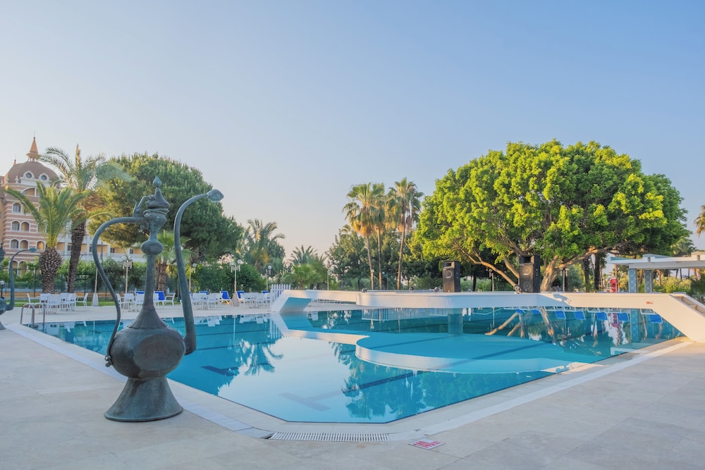 Sural Hotel - All Inclusive — Swimming pool in Side