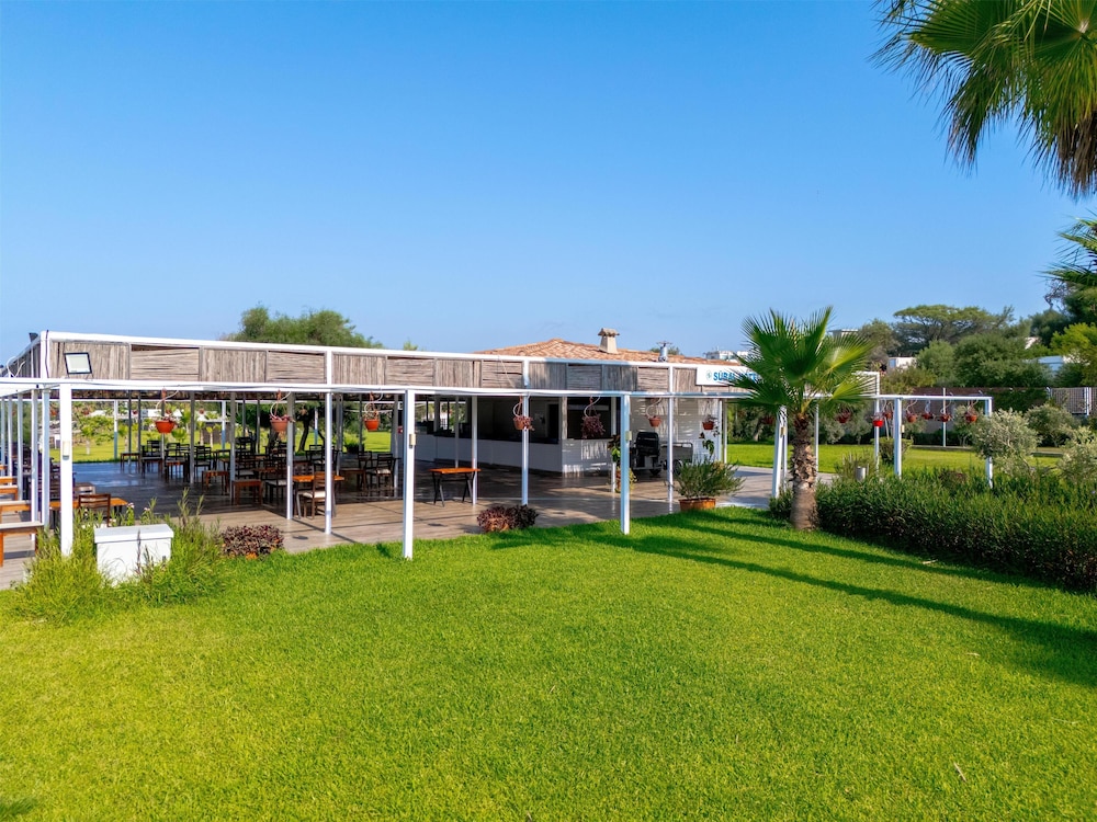 Sural Hotel - All Inclusive — Restaurant & bars in Side