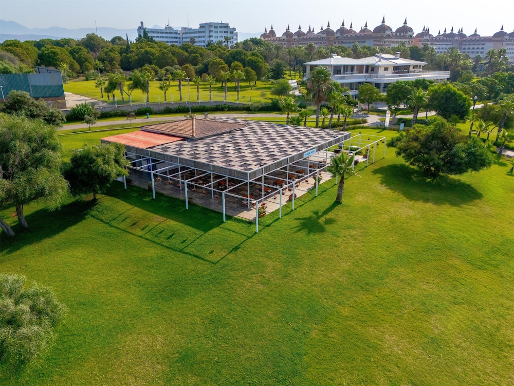 Sural Hotel - All Inclusive — Restaurant & bars in Side