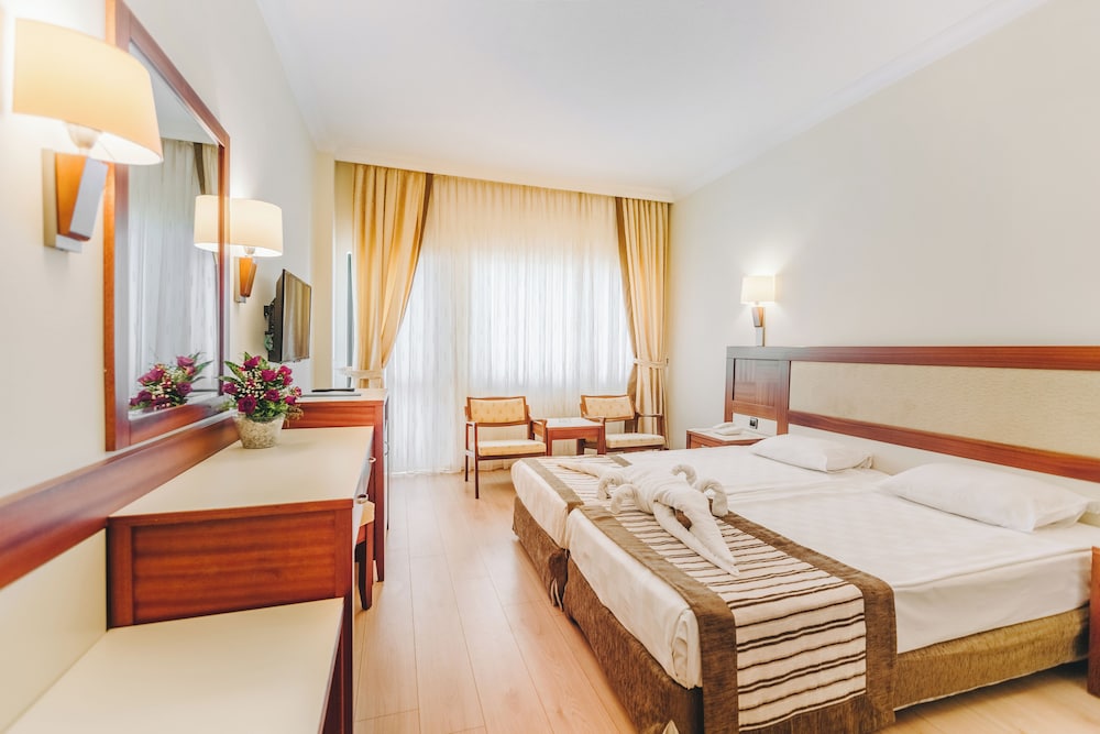Sural Hotel - All Inclusive — Hotel rooms in Side