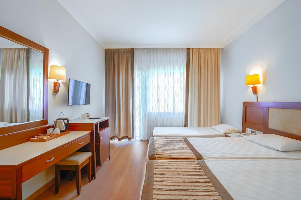 Sural Hotel - All Inclusive — Hotel rooms in Side