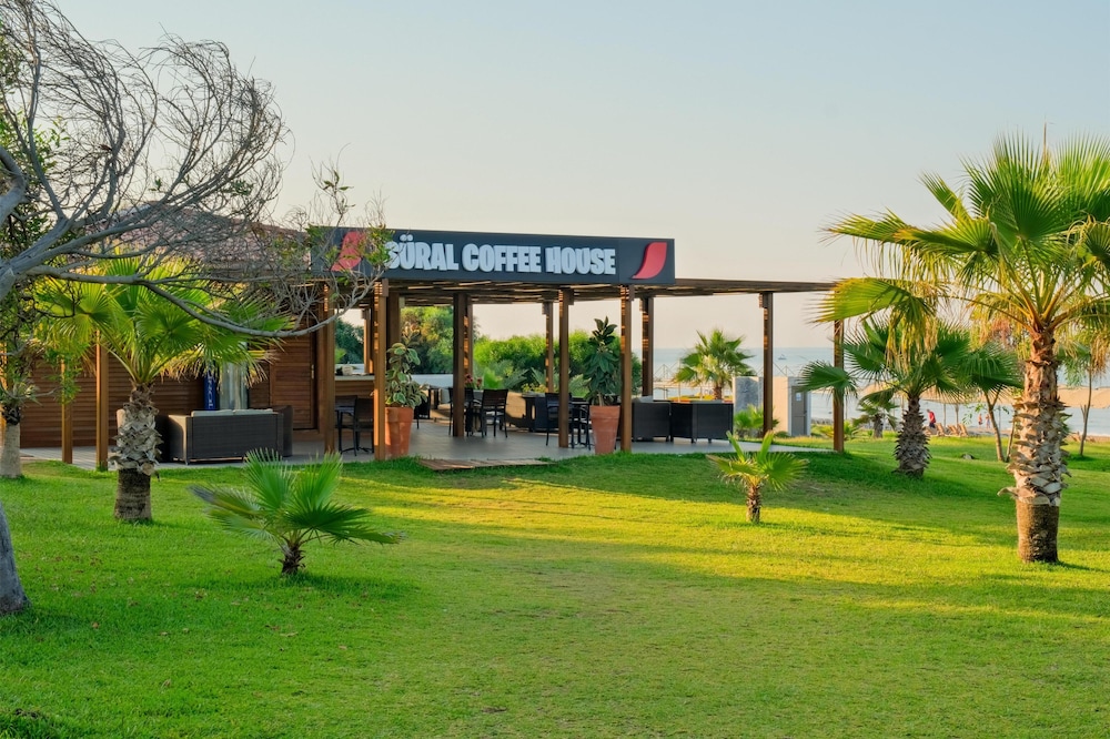 Sural Hotel - All Inclusive — Restaurant & bars in Side