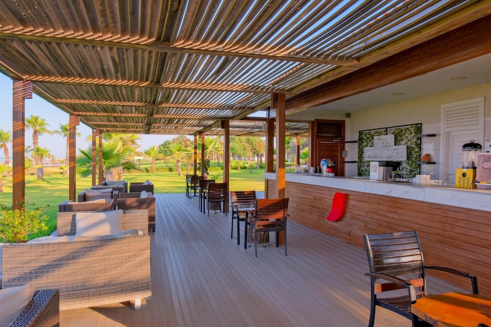 Sural Hotel - All Inclusive — Restaurant & bars in Side
