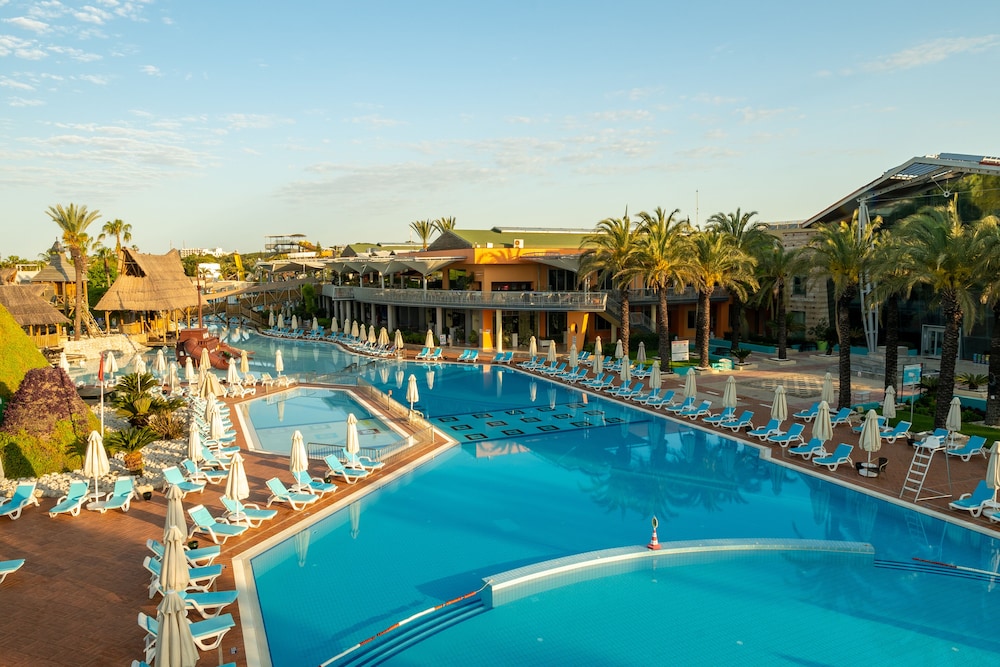 AQI Pegasos World - All inclusive — Swimming pool in Side