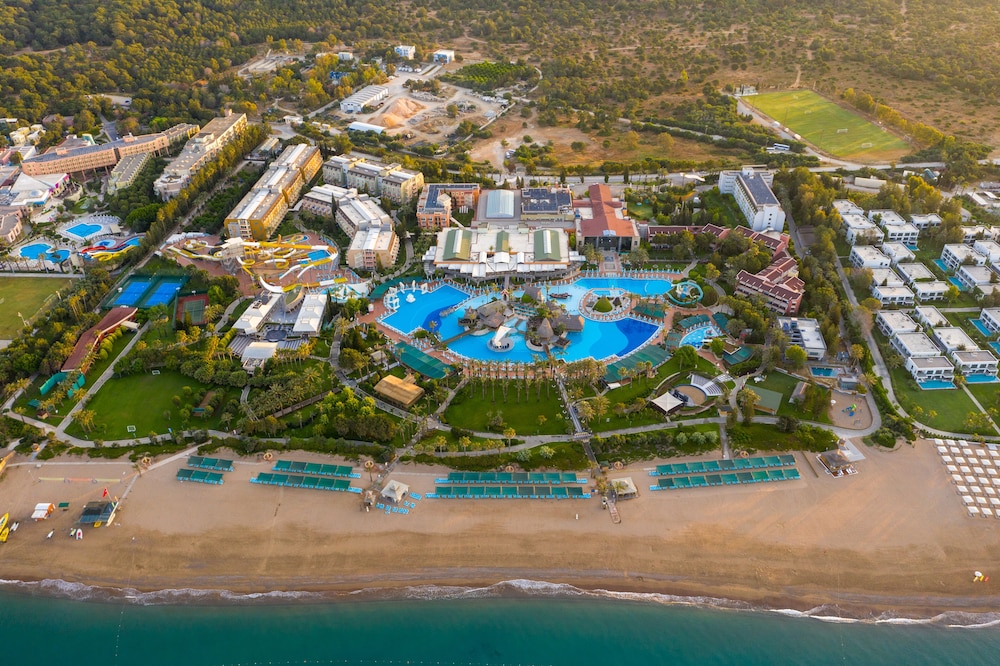 AQI Pegasos World - All inclusive — Beach in Side
