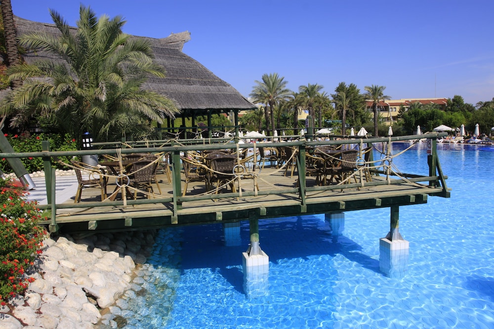 AQI Pegasos World - All inclusive — Restaurant & bars in Side
