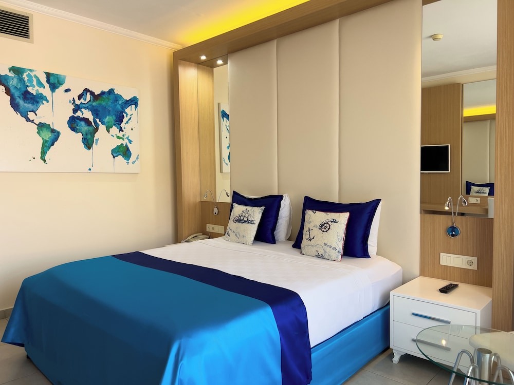 AQI Pegasos World - All inclusive — Hotel rooms in Side